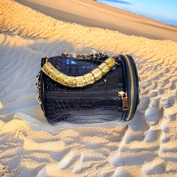 Studded Croc Pattern Design Purse Bag - Picture 3 of 7